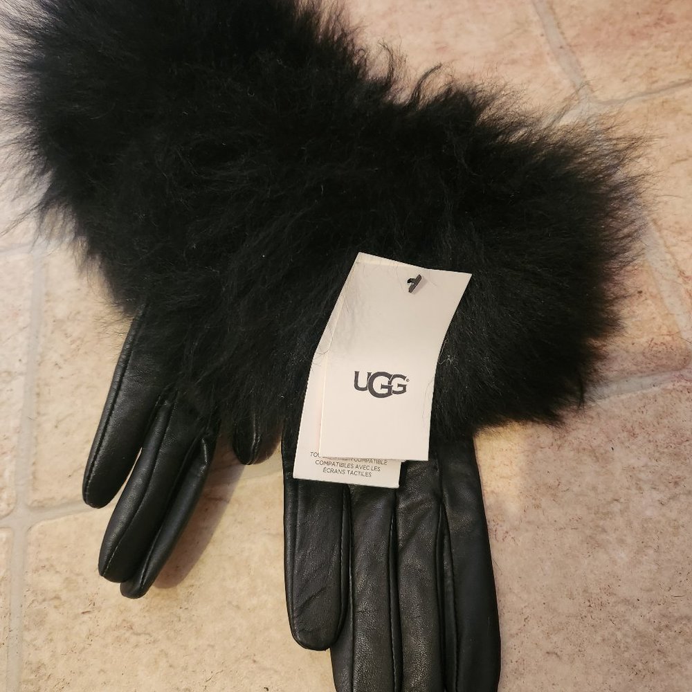 UGG
